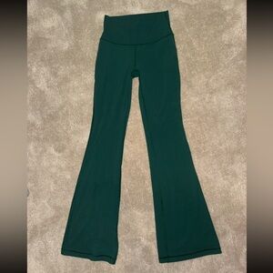 Aritzia flare leggings!